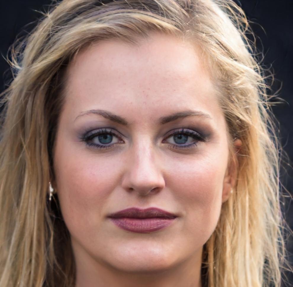 Dr. Sarah Müller, Finanzanalystin